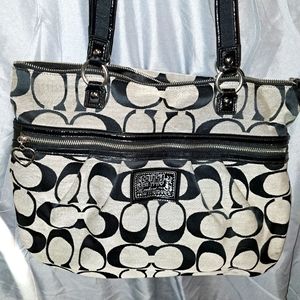 Coach Poppy Tote No.A1357-F22947